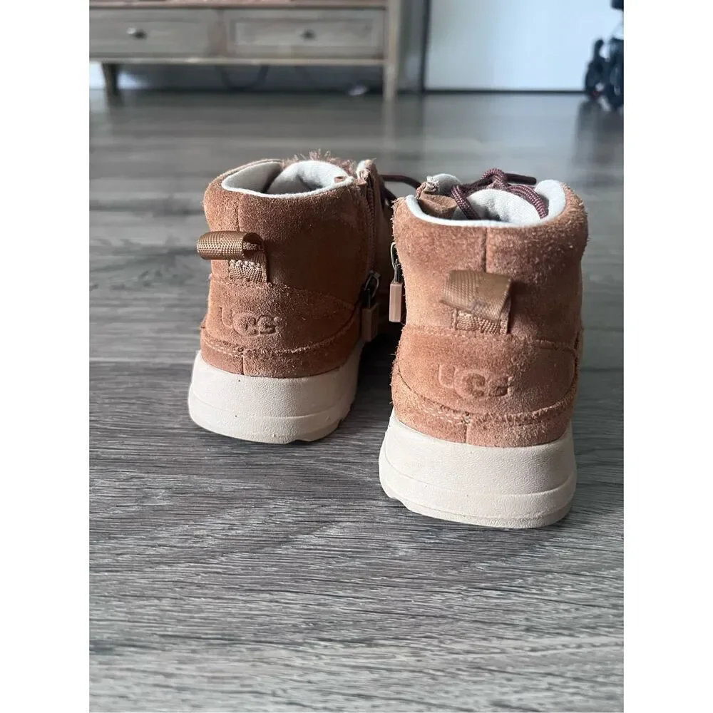Ugg Canoe III Weather Kids shoes size 12